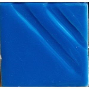 Vernice o cristallina lucida apiombica blu