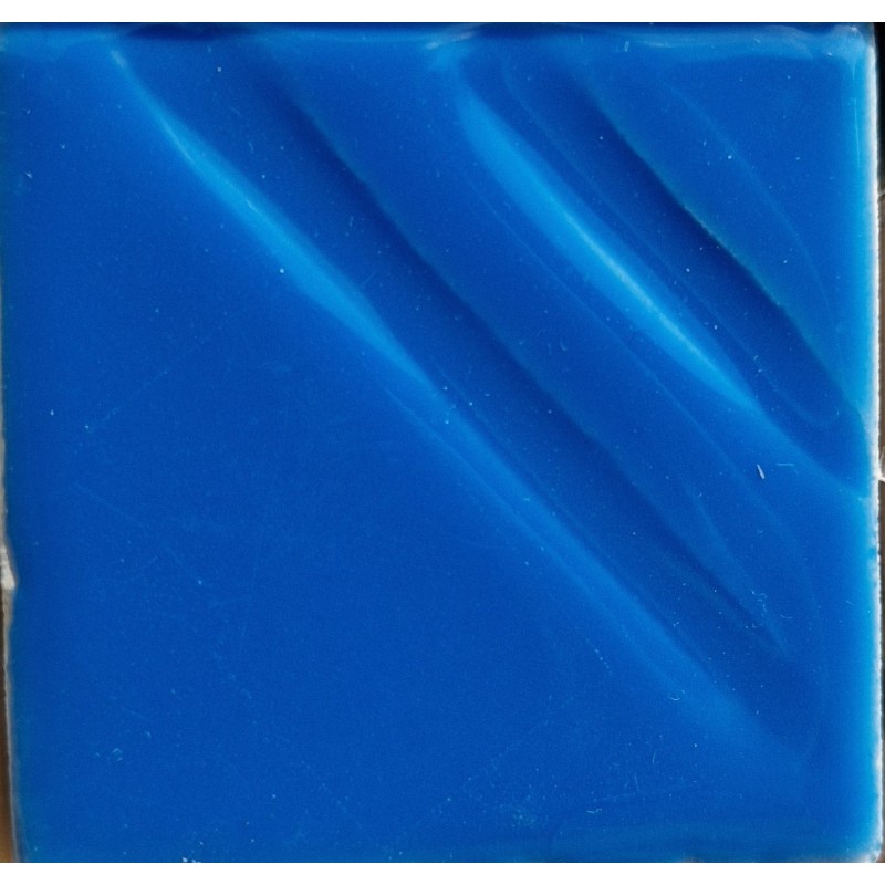 Vernice o cristallina lucida apiombica blu
