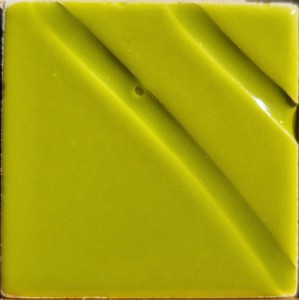 Vernice o cristallina lucida apiombica verde giallastro