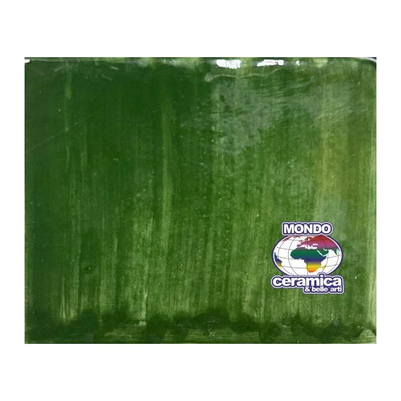 Colore verde erba soprasmalto