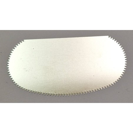 Spatola metallo ovale dentata cm.5x10