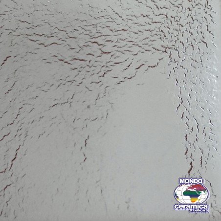 GM7262 Smalto bianco strappato
