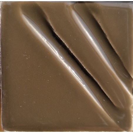 CLV3022 Vernice o cristallina lucida apiombica bruna