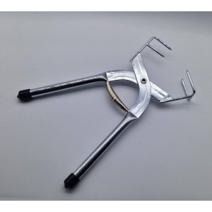 TWC-64D Pinza in metallo con molla cm.27