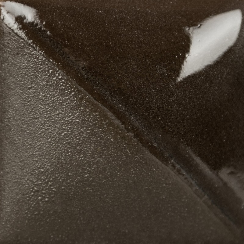 UG-034 Chestnut Brown