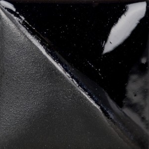 UG-050 Jet Black