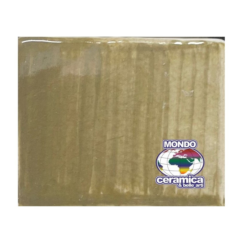 Cav2402 Colore verde marcio sottocristallina