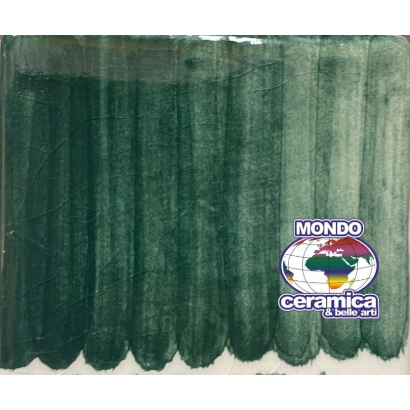 Cav2451 Colore verde smeraldo sottocristallina